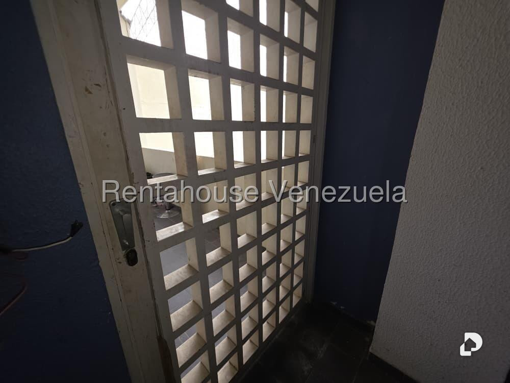 Local comercial en La Bonita, Caracas – 6