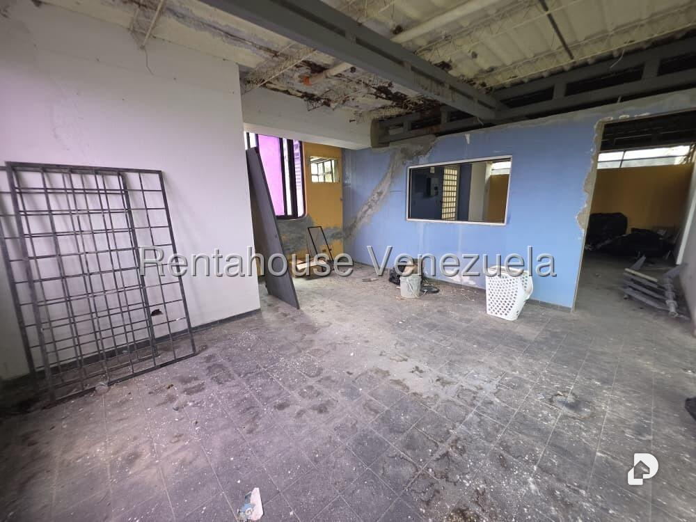 Local comercial en La Bonita, Caracas – 5