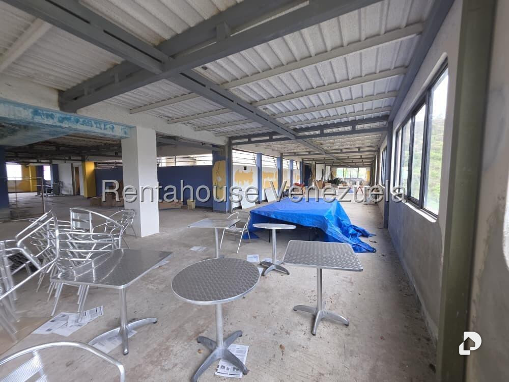 Local comercial en La Bonita, Caracas – 19
