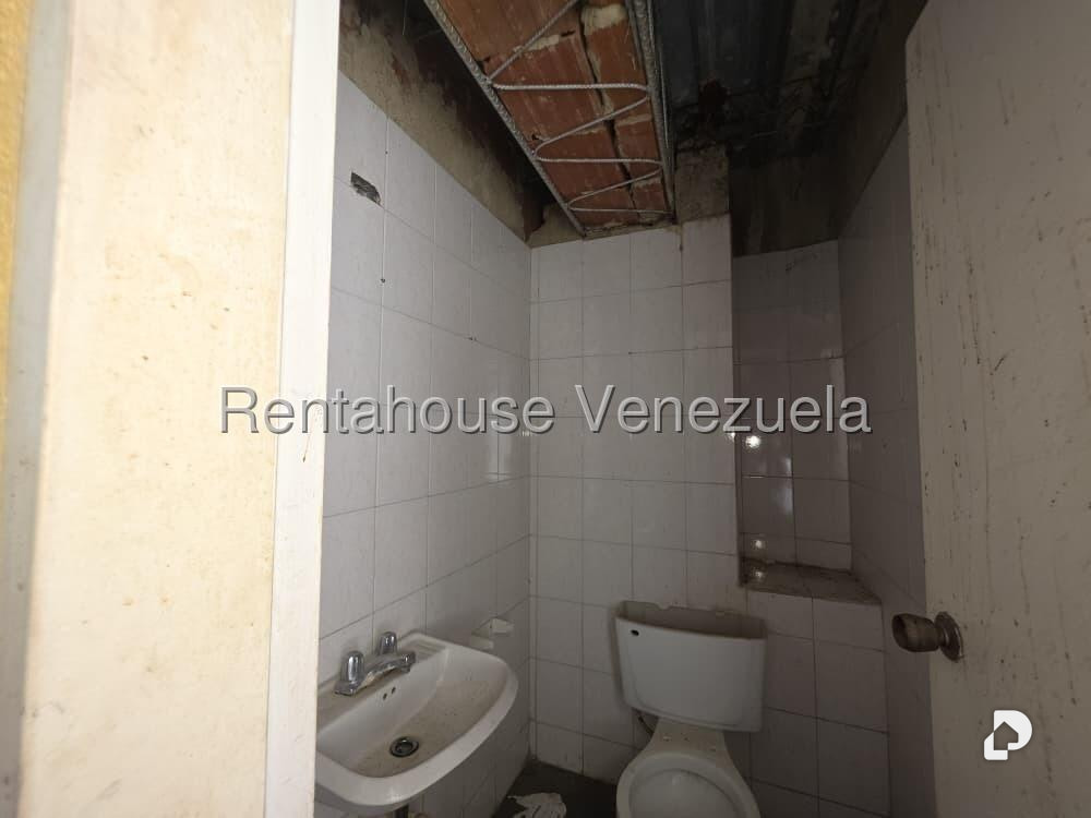 Local comercial en La Bonita, Caracas – 7