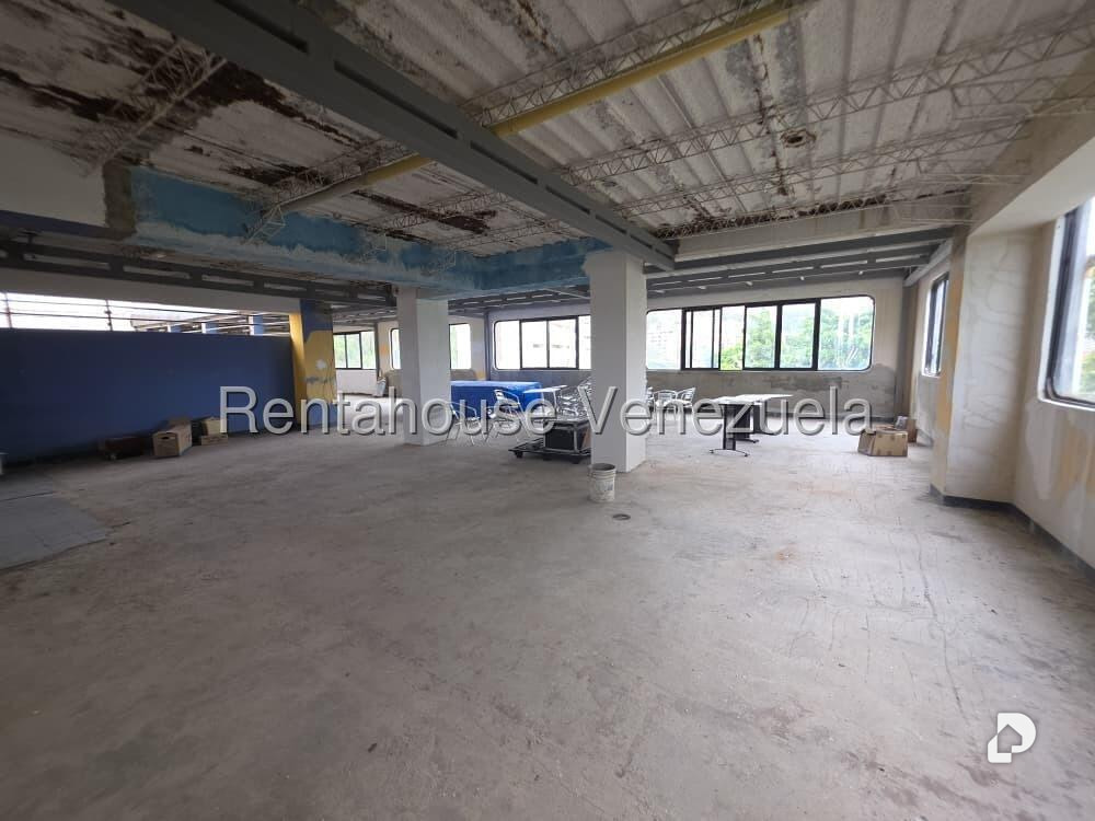Local comercial en La Bonita, Caracas – 14