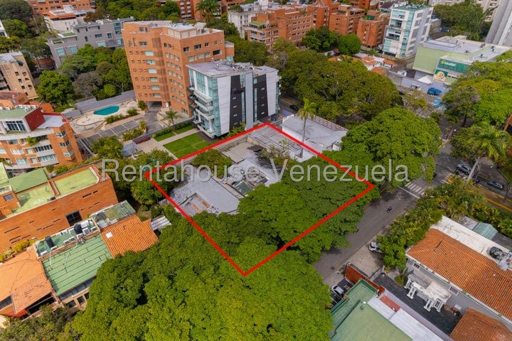 Terreno en La Castellana, Caracas - 1