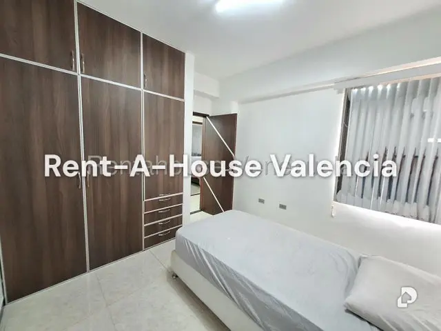 Apartamento en Parroquia Urbana San José, Valencia – 18