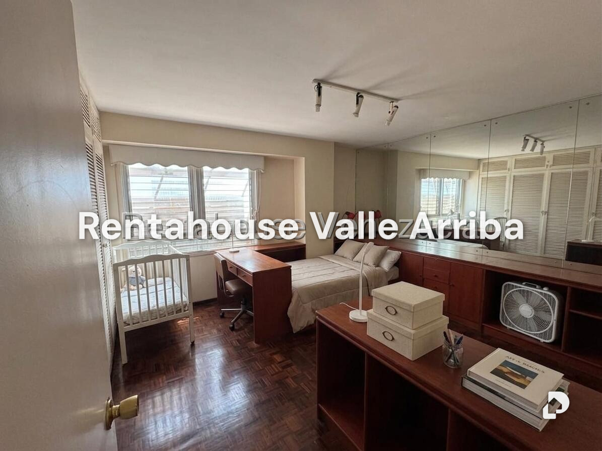 Apartamento en La Florida, Caracas – 30