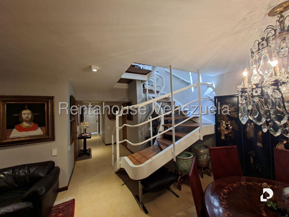House in Los Palos Grandes, Caracas – 29