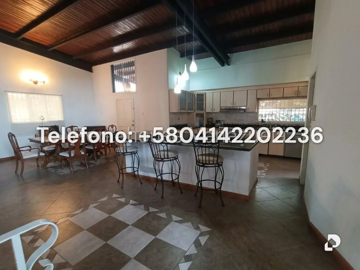 Casa en Cumbres de Curumo, Caracas – 11
