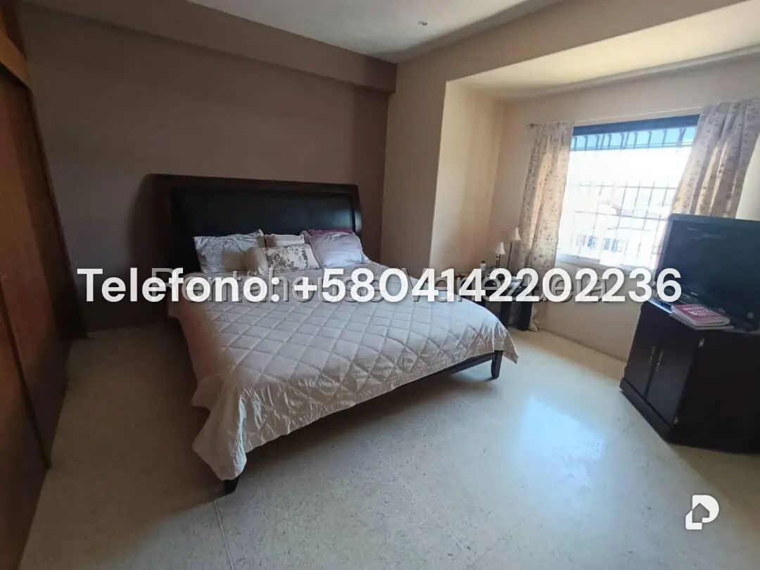 Casa en Cumbres de Curumo, Caracas – 13