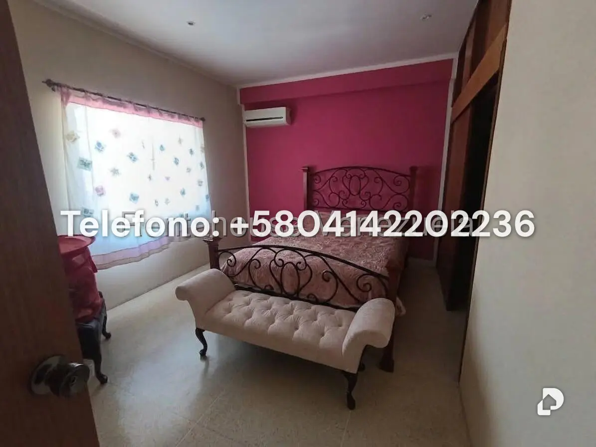 Casa en Cumbres de Curumo, Caracas – 14