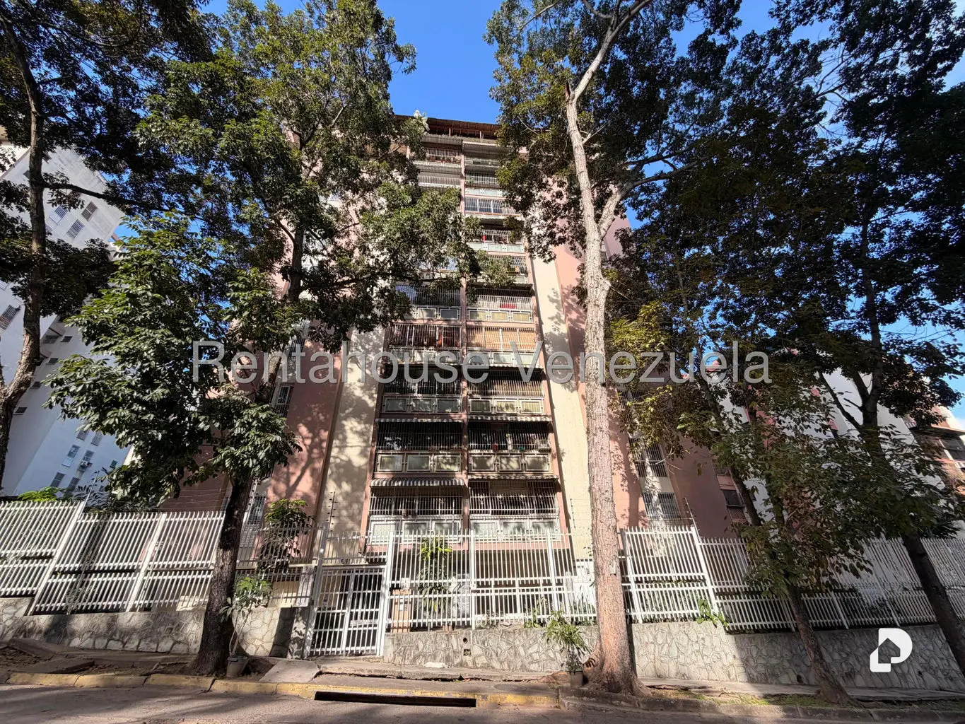 Apartamento en La Urbina, Caracas – 1