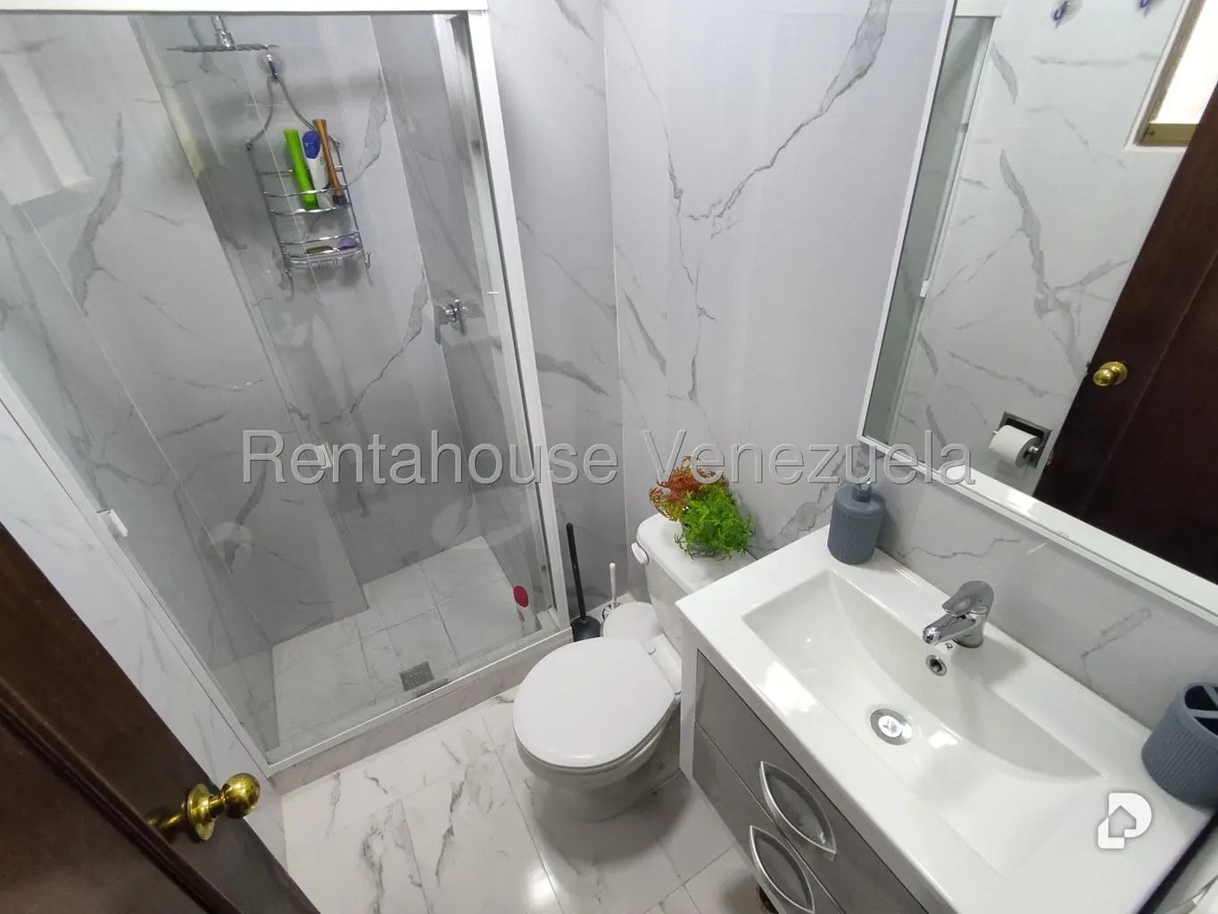 Apartamento en La Urbina, Caracas – 11