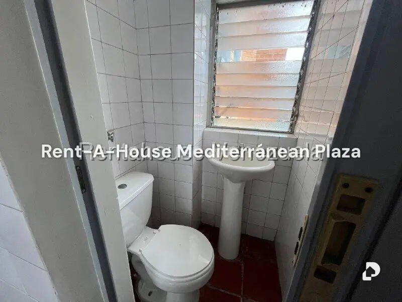 Apartment in Guaparo, Valencia – 17