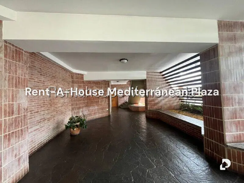 Apartment in Guaparo, Valencia – 2