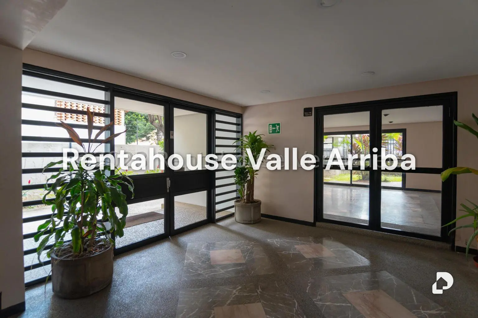 Apartamento en Los Palos Grandes, Caracas – 28