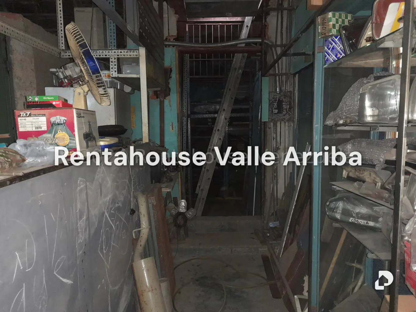 Local comercial en Los Rosales, Caracas – 24