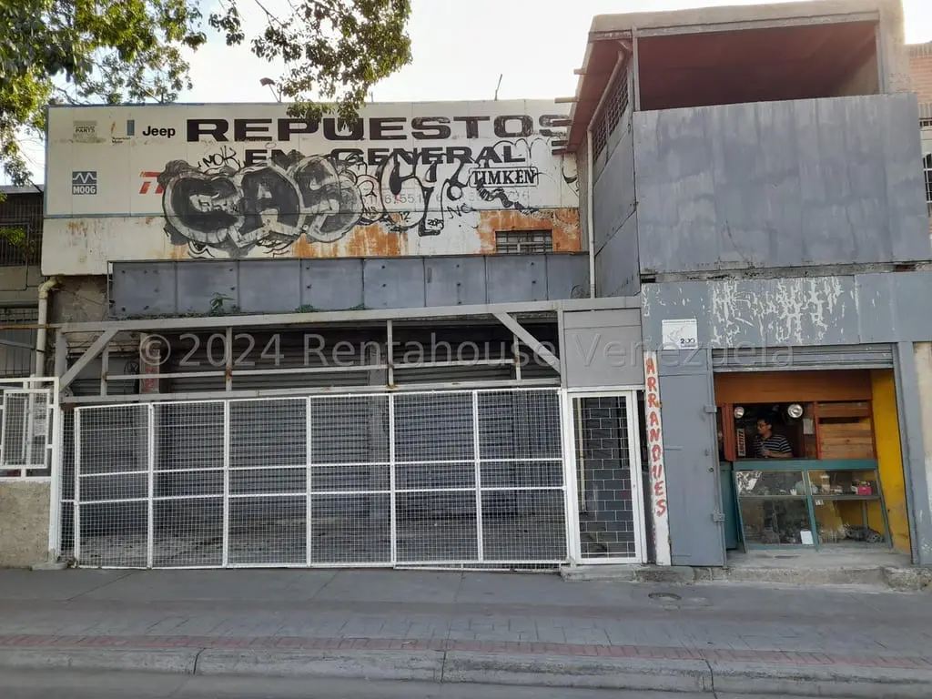 Commercial space in Los Rosales, Caracas - 1