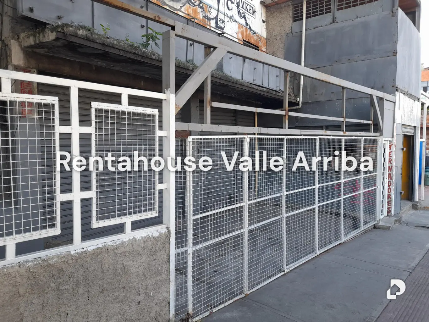 Local comercial en Los Rosales, Caracas – 4