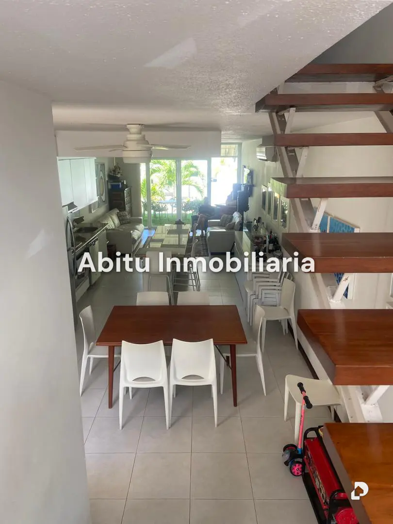 Townhouse en Naiguatá – 4