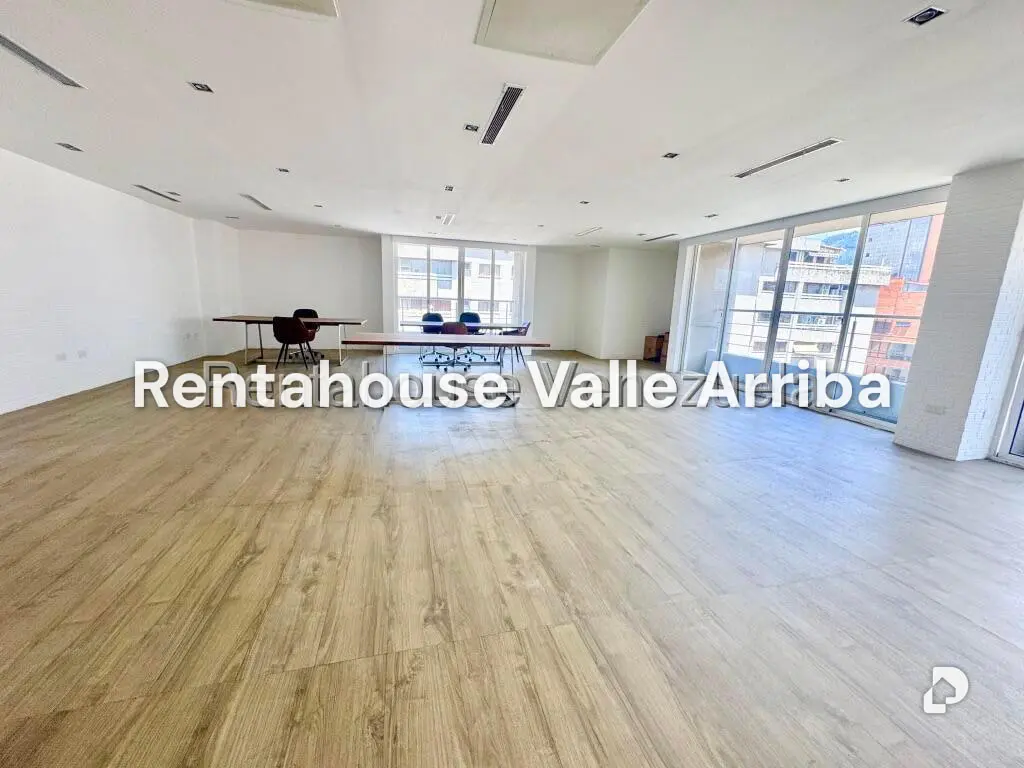 Local comercial en El Rosal, Caracas – 3