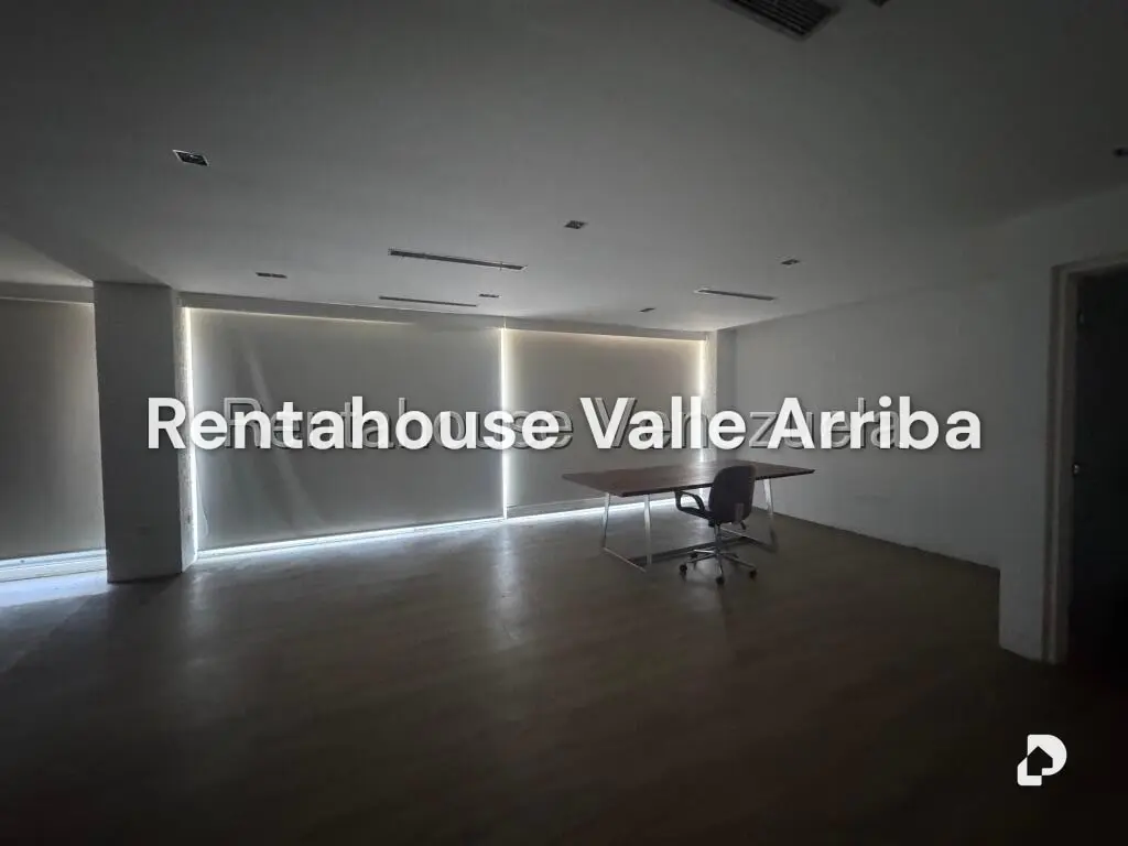 Local comercial en El Rosal, Caracas – 17