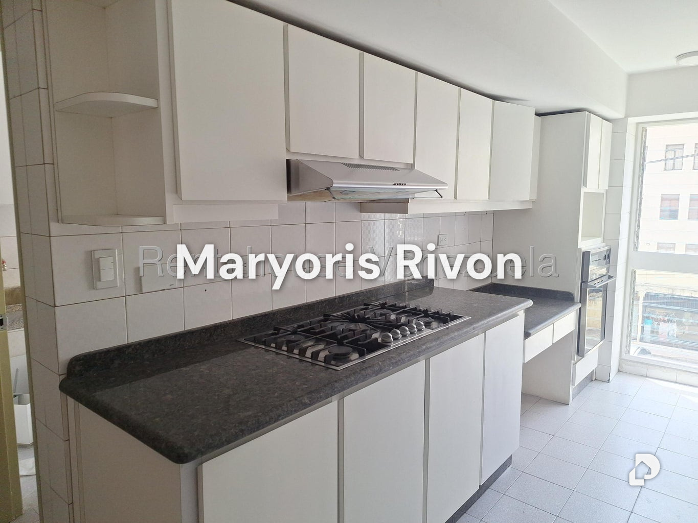 Apartamento en Los Palos Grandes, Caracas – 17