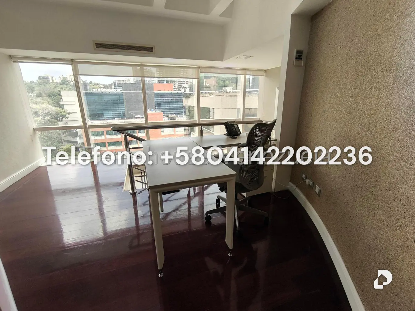 Oficina en Las Mercedes, Caracas – 21