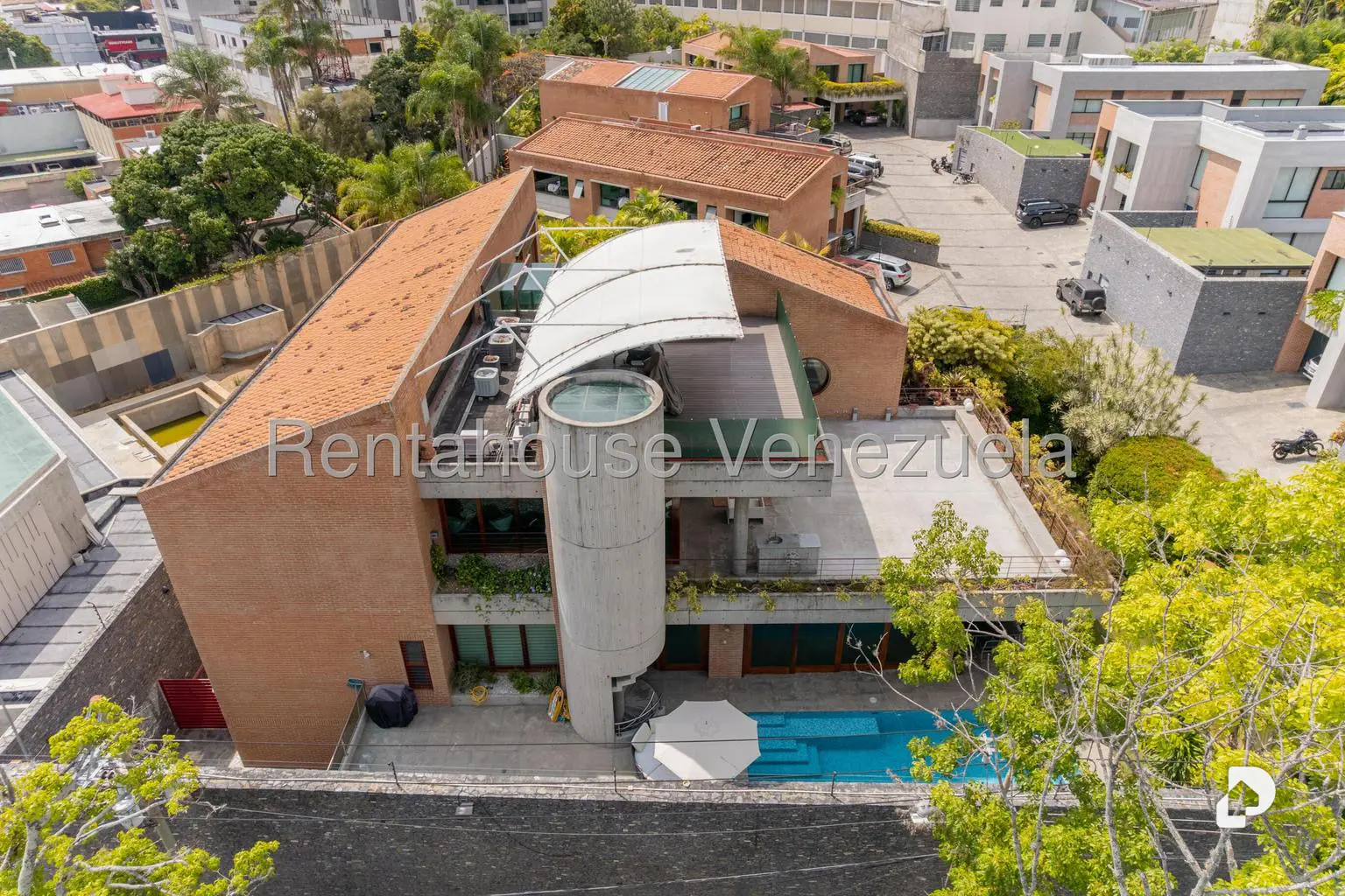 Casa en Los Chorros, Caracas – 8