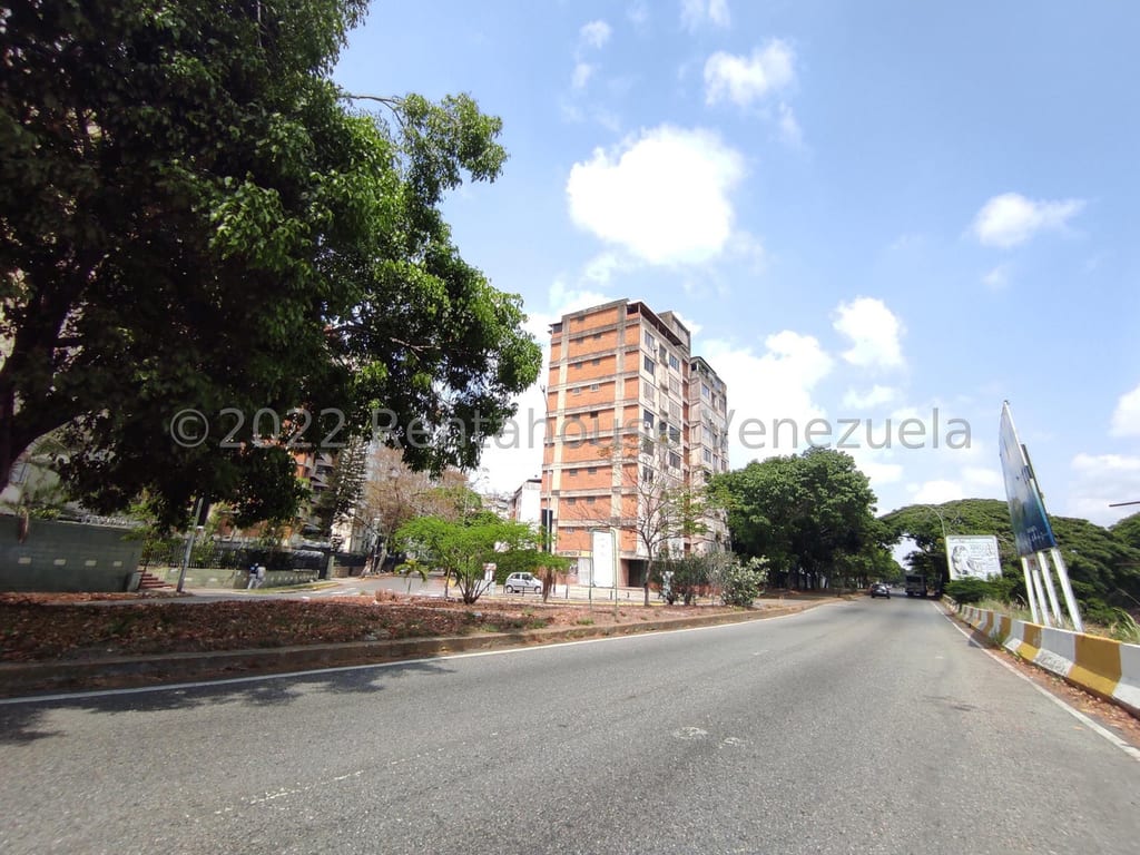 Apartamento en Chuao, Caracas - 1