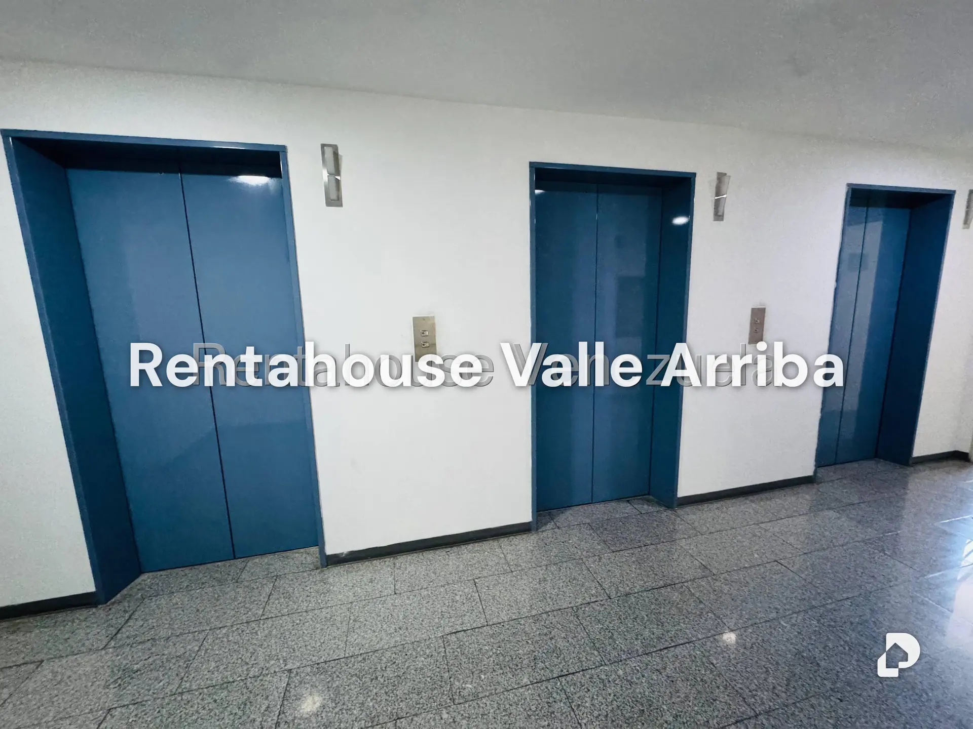Office in Macaracuay, Caracas – 19