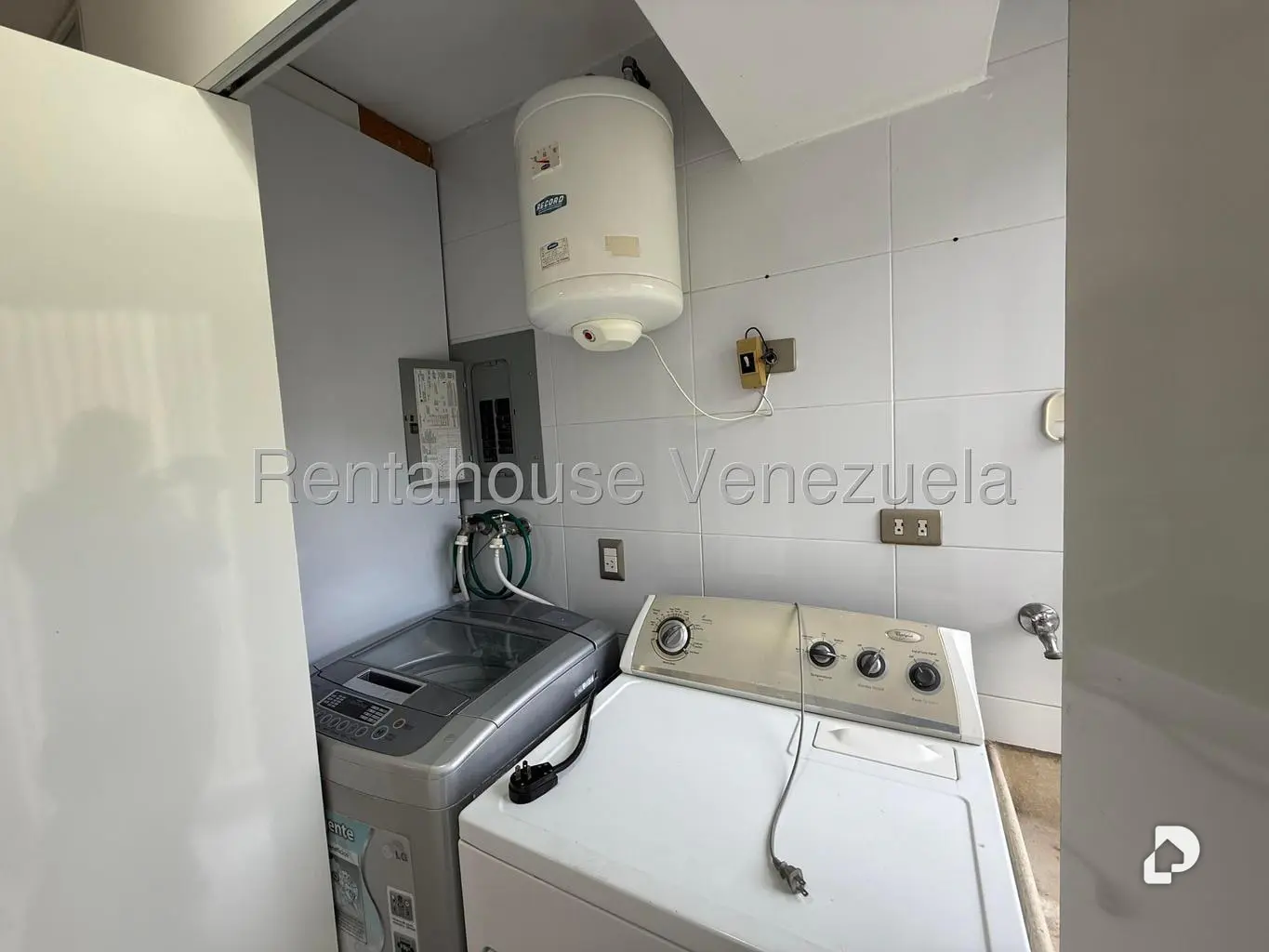 Apartamento en El Cigarral, Caracas – 19