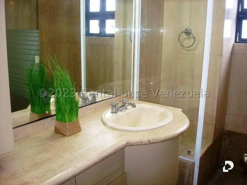 Apartamento en Miranda, Caracas – 18