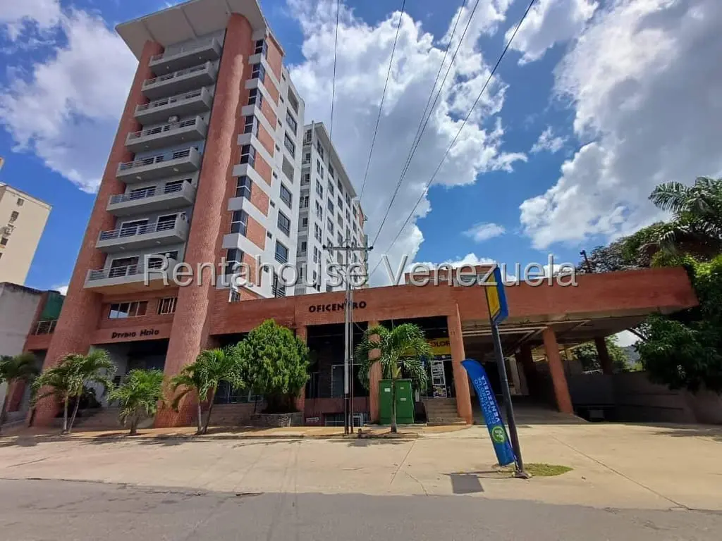Commercial space in Agua Blanca, Valencia - 1