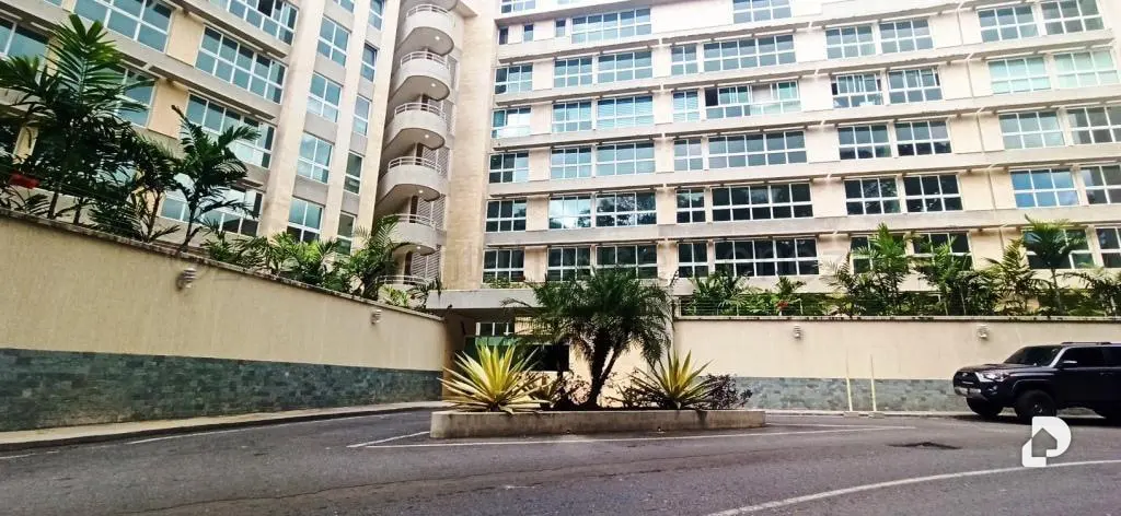 Apartamento en Lomas de Las Mercedes, Caracas – 1