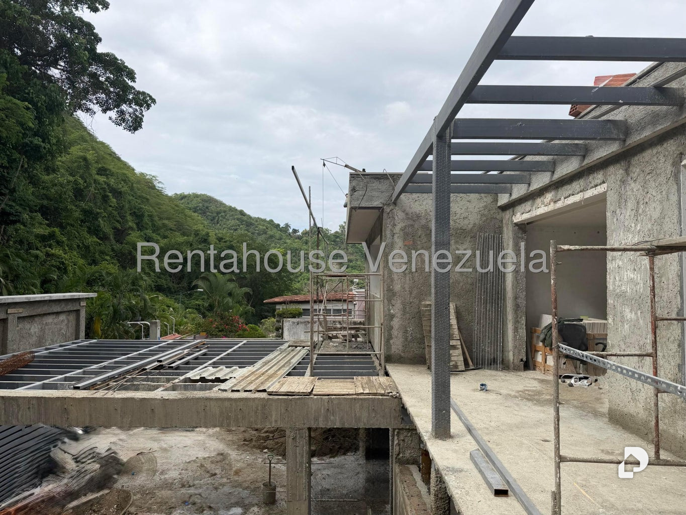 Terreno en Prados del Este, Caracas – 22