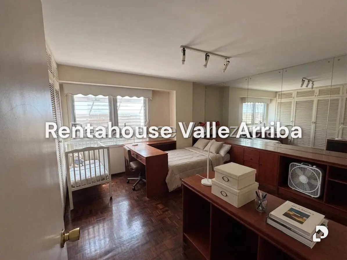 Apartamento en La Florida, Caracas – 30