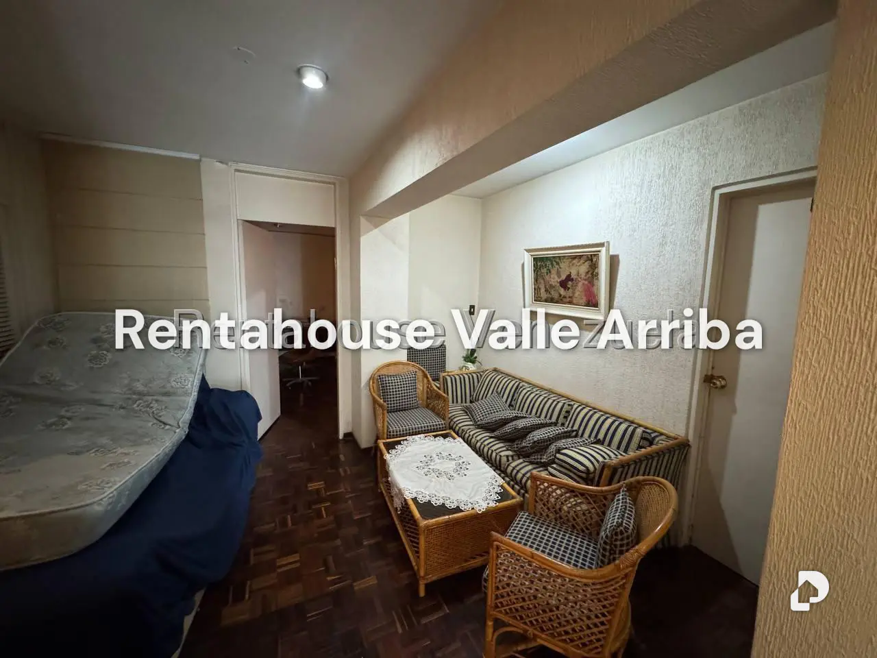 Apartamento en La Florida, Caracas – 25