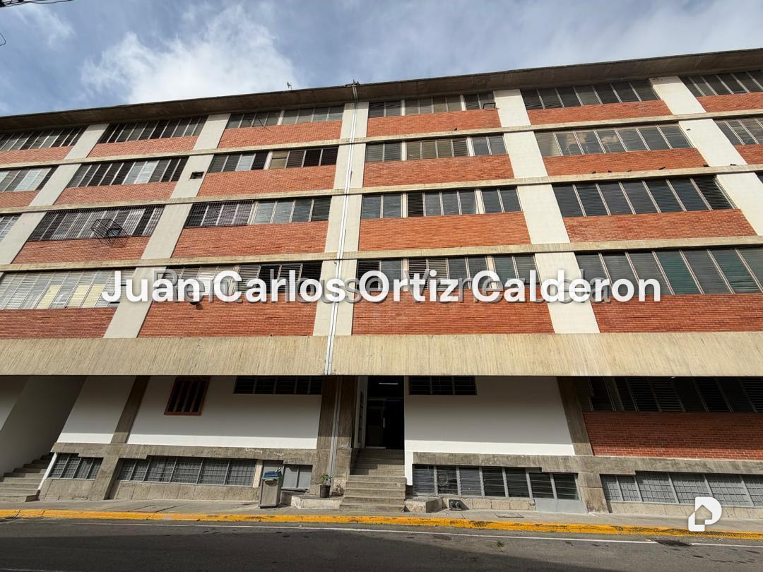Galpón en El Valle, Caracas – 1