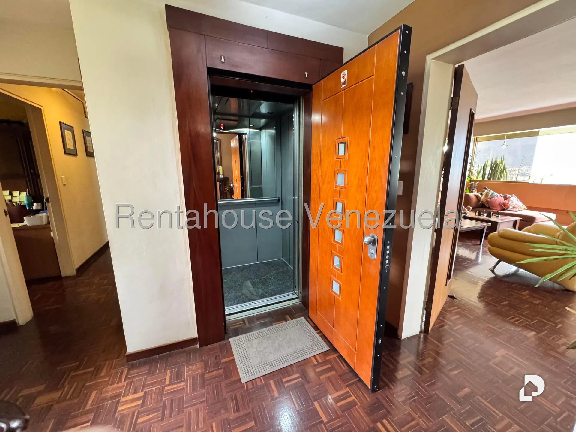 Apartamento en Santa Rosa de Lima, Caracas
