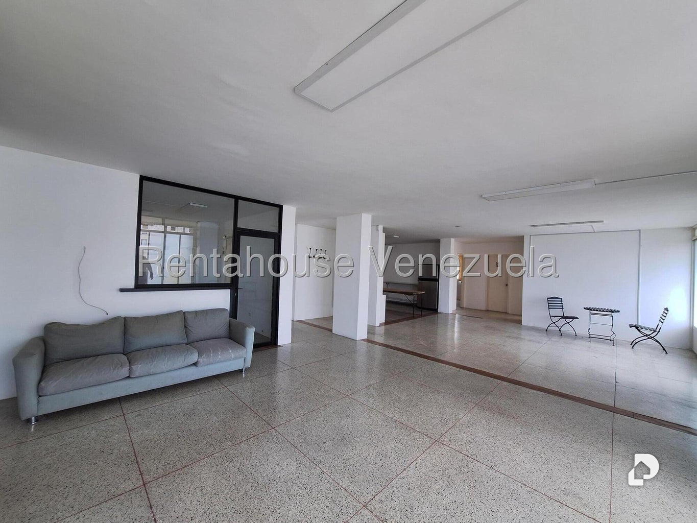Apartment in Los Palos Grandes, Caracas – 3
