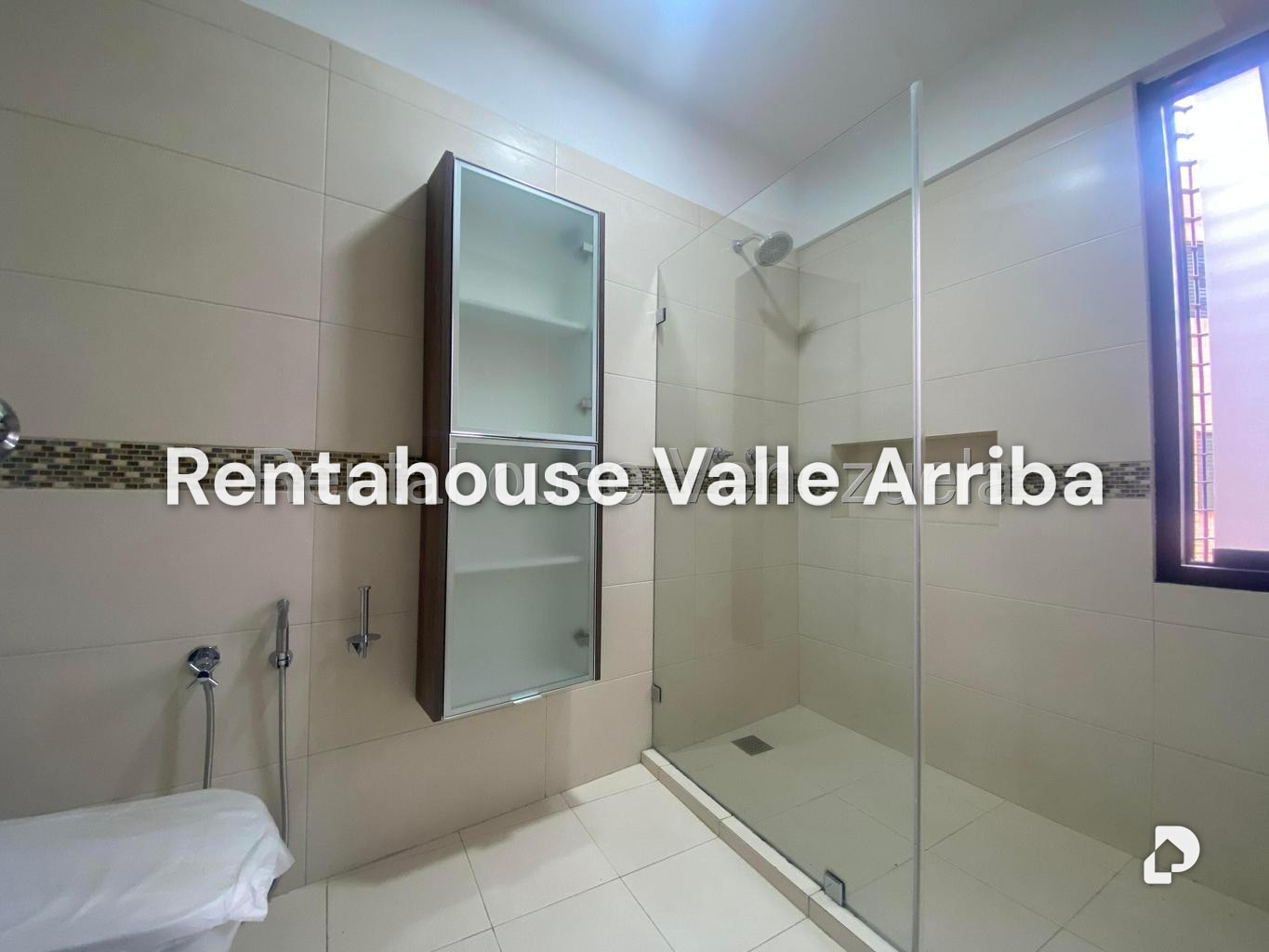 Apartamento en Lomas de La Alameda, Caracas – 12