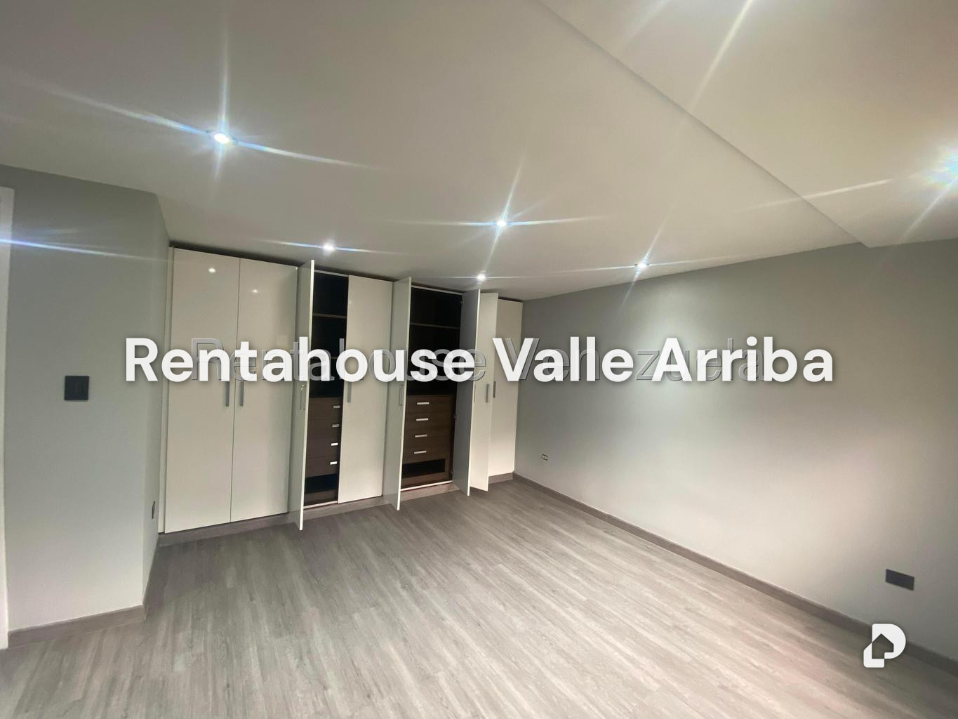 Apartamento en Lomas de La Alameda, Caracas – 14