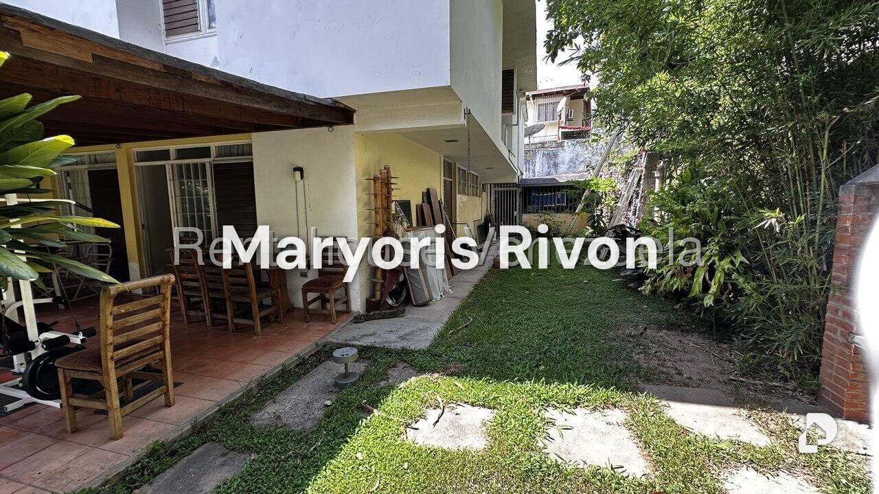Casa en Prados del Este, Caracas – 24