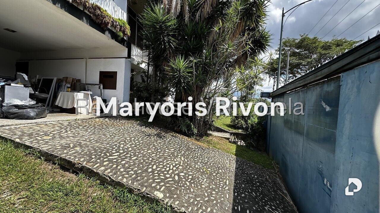Casa en Prados del Este, Caracas – 16