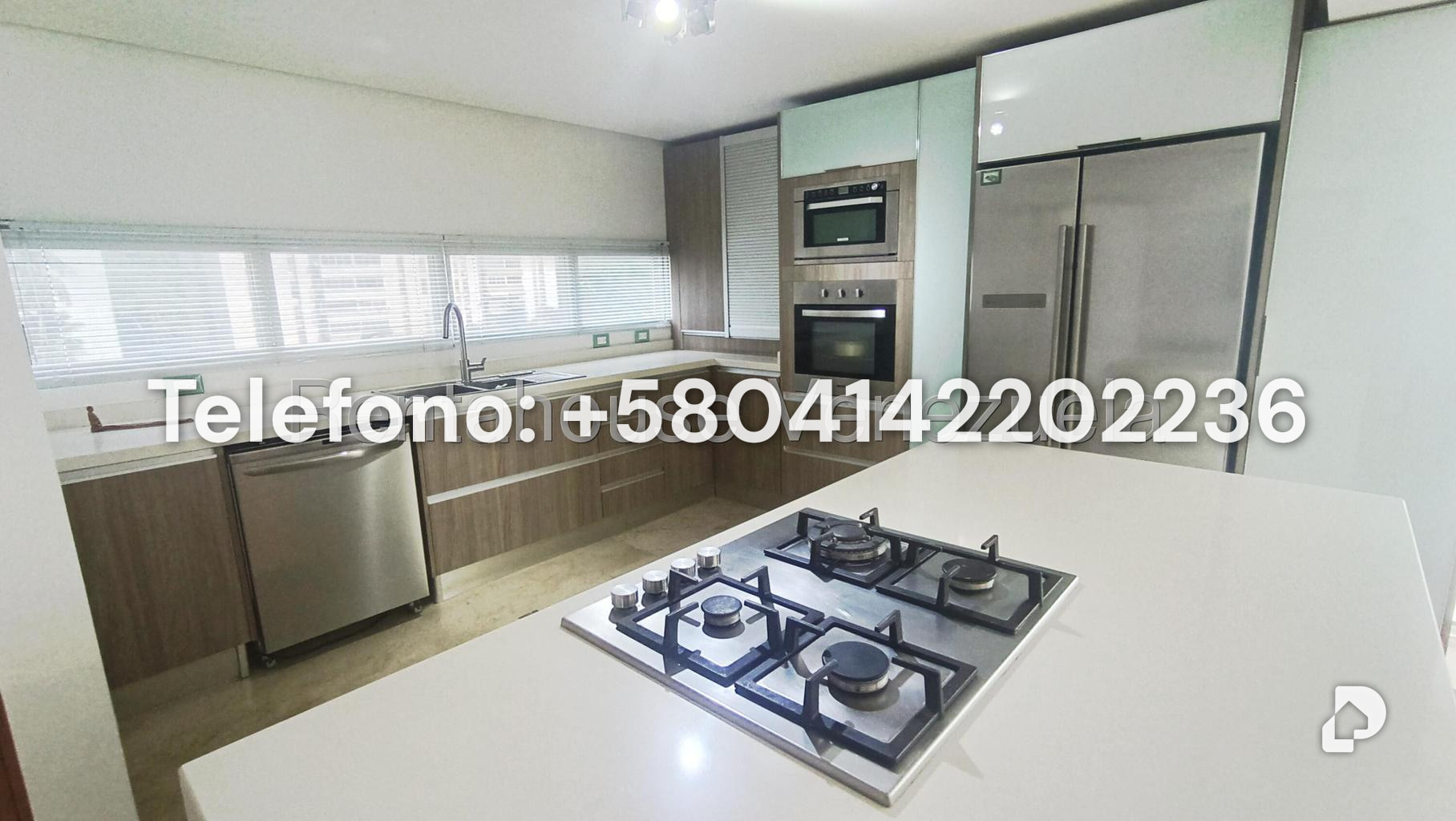 Penthouse en Los Naranjos de las Mercedes, Caracas – 4