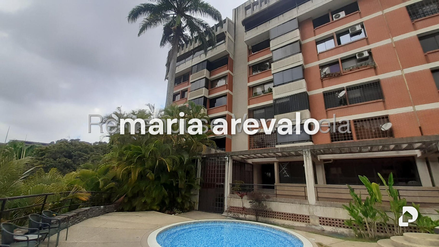 Apartamento en Las Esmeraldas, Caracas – 1