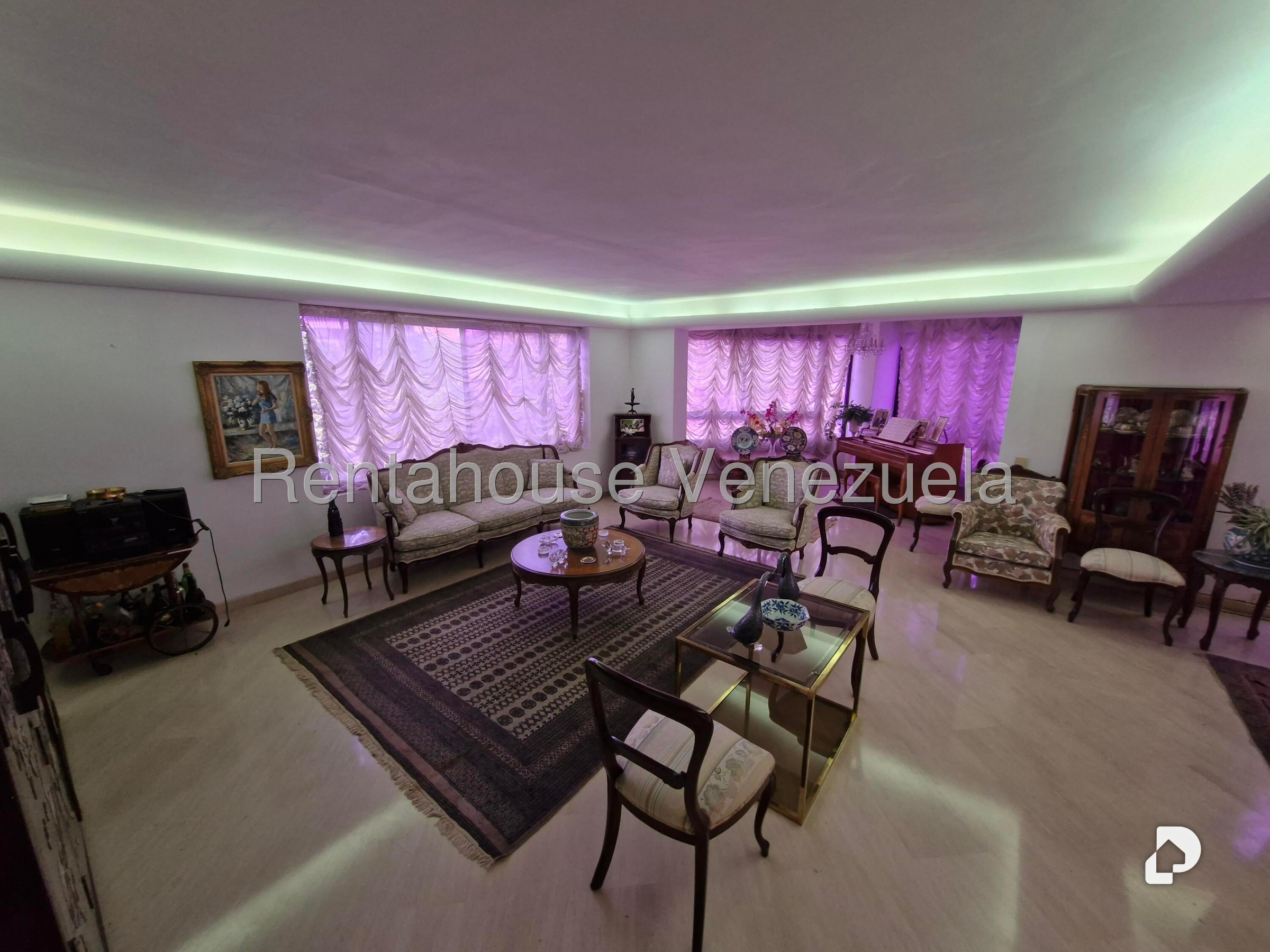 Penthouse en Los Palos Grandes, Caracas