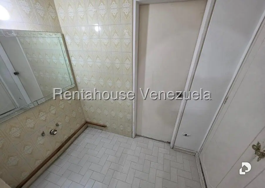Casa en Macaracuay, Caracas – 14