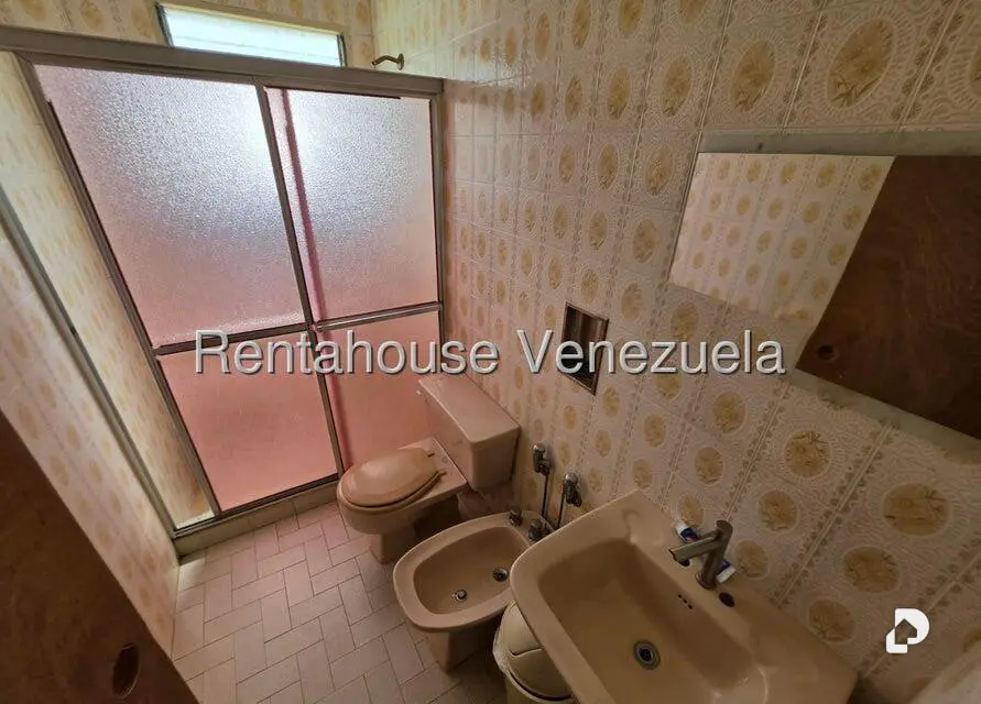 Casa en Macaracuay, Caracas – 12