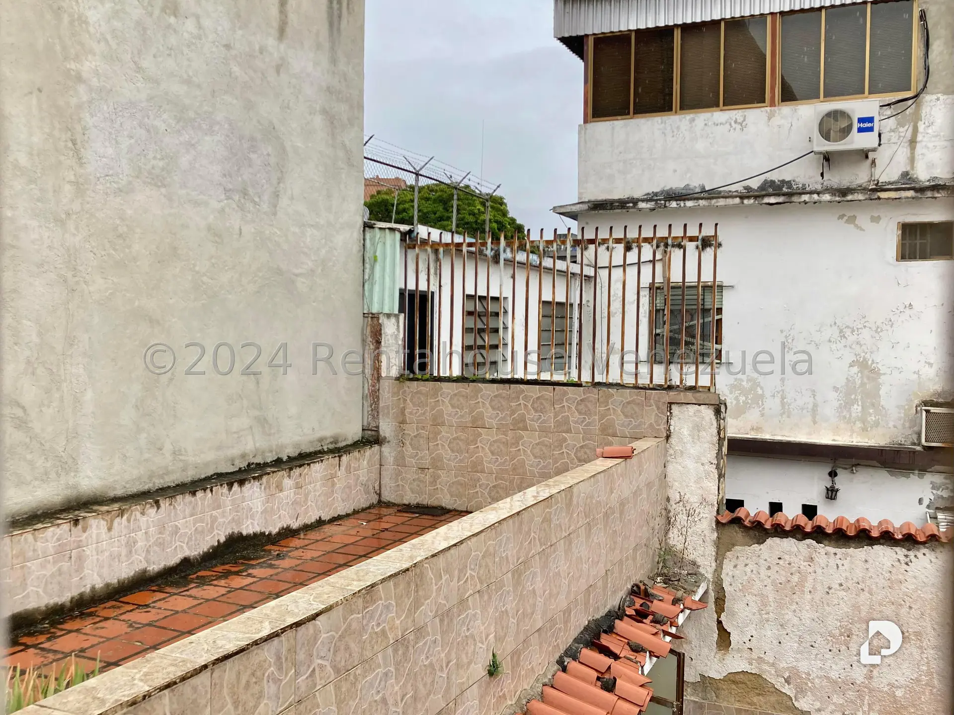 Local comercial en El Paraíso, Caracas – 34