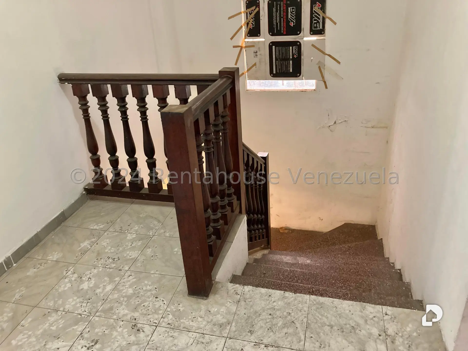 Local comercial en El Paraíso, Caracas – 23
