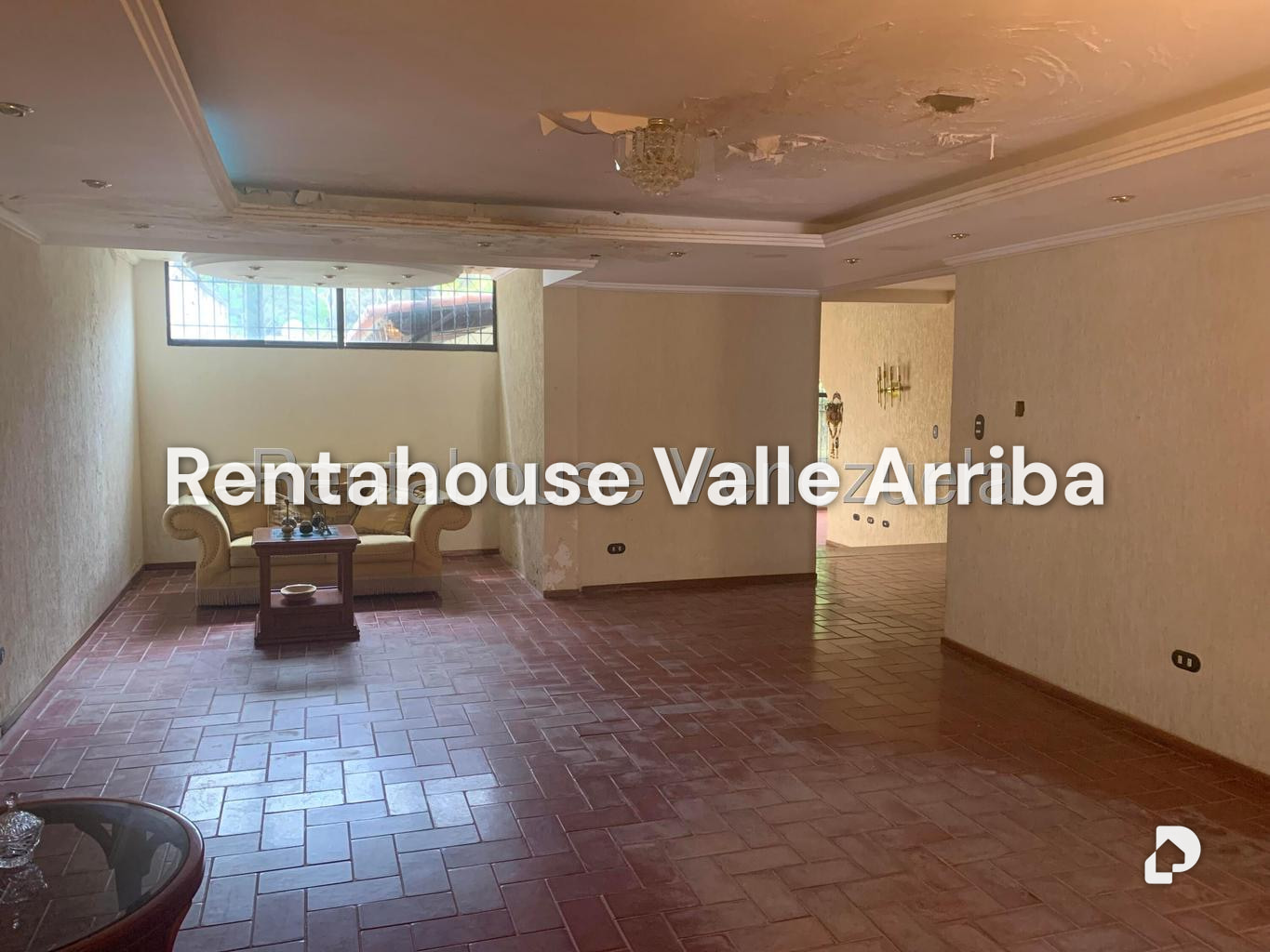 House in La Boyera, Caracas – 13